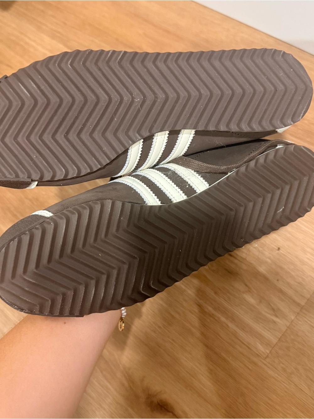 adidas Italia 60S Brown and White Low-Top Sneakers - Picture 4 of 5